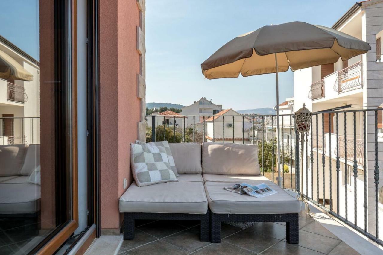 Apartments Villa San Antonio Slatine Esterno foto